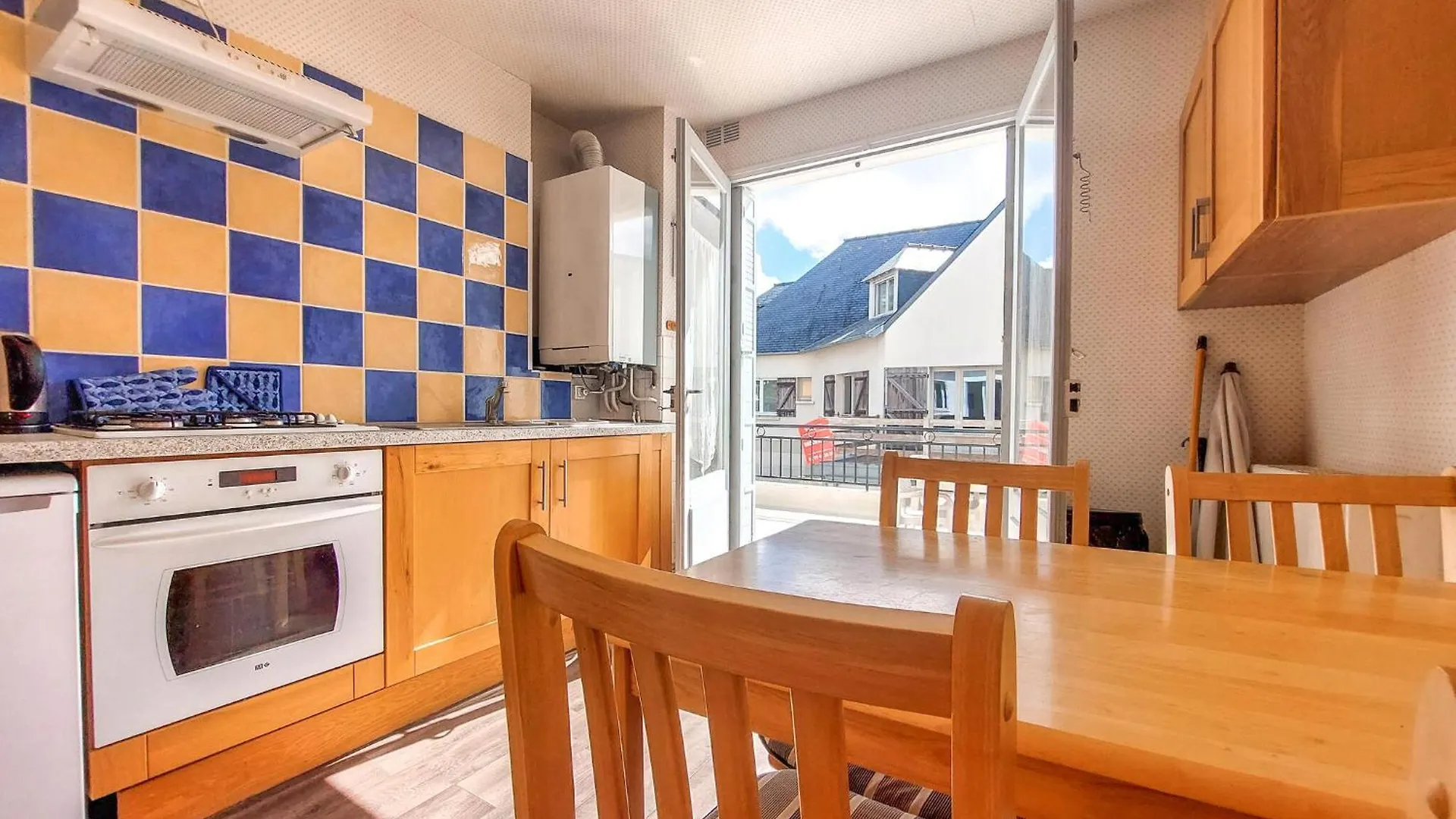 Gorgeous Apartment In Saint-Lunaire With Kitchen フランス